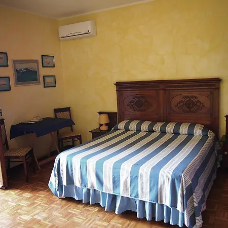 Casa Sanni Oda ve Kahvaltı 3*